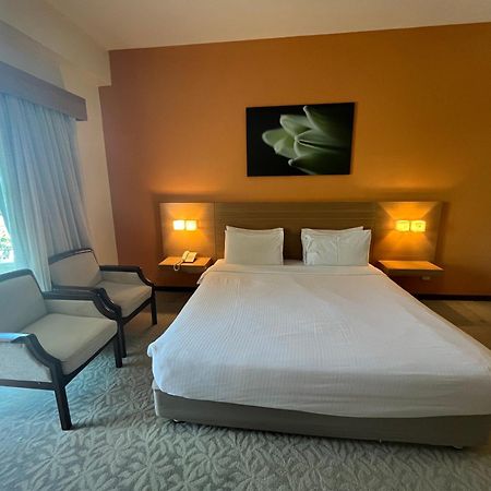 Paradise By The Sea In Penang By Veron At Rainbow Paradise 탄중붕가 외부 사진
