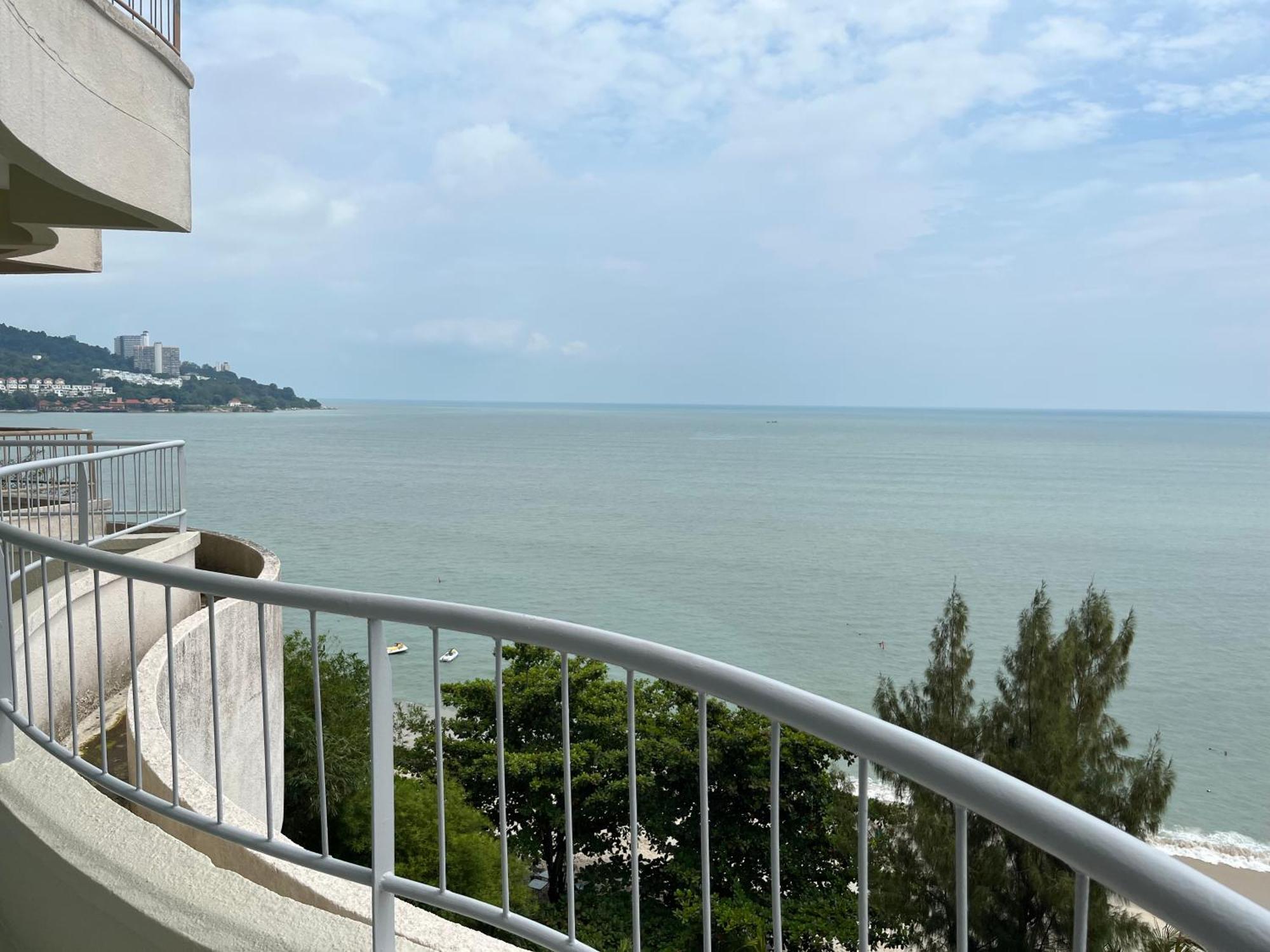 Paradise By The Sea In Penang By Veron At Rainbow Paradise 탄중붕가 외부 사진
